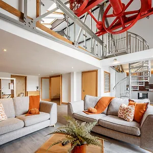  Apartment Broadgate Penthouse
